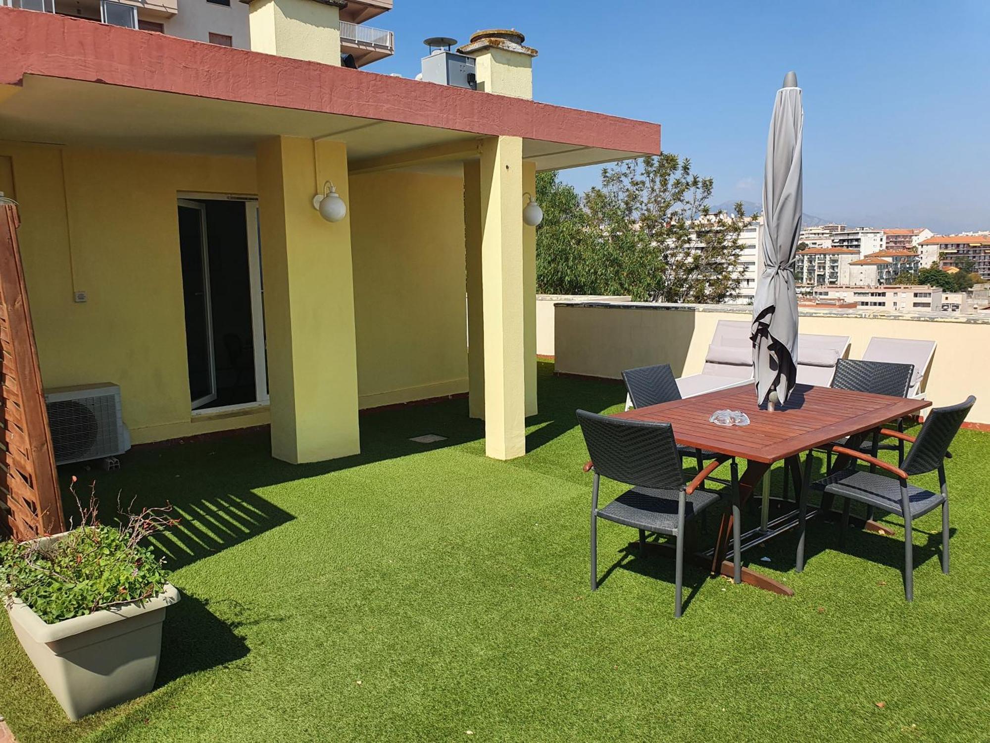 מלון אז'אקסיו Castel Vecchio מראה חיצוני תמונה